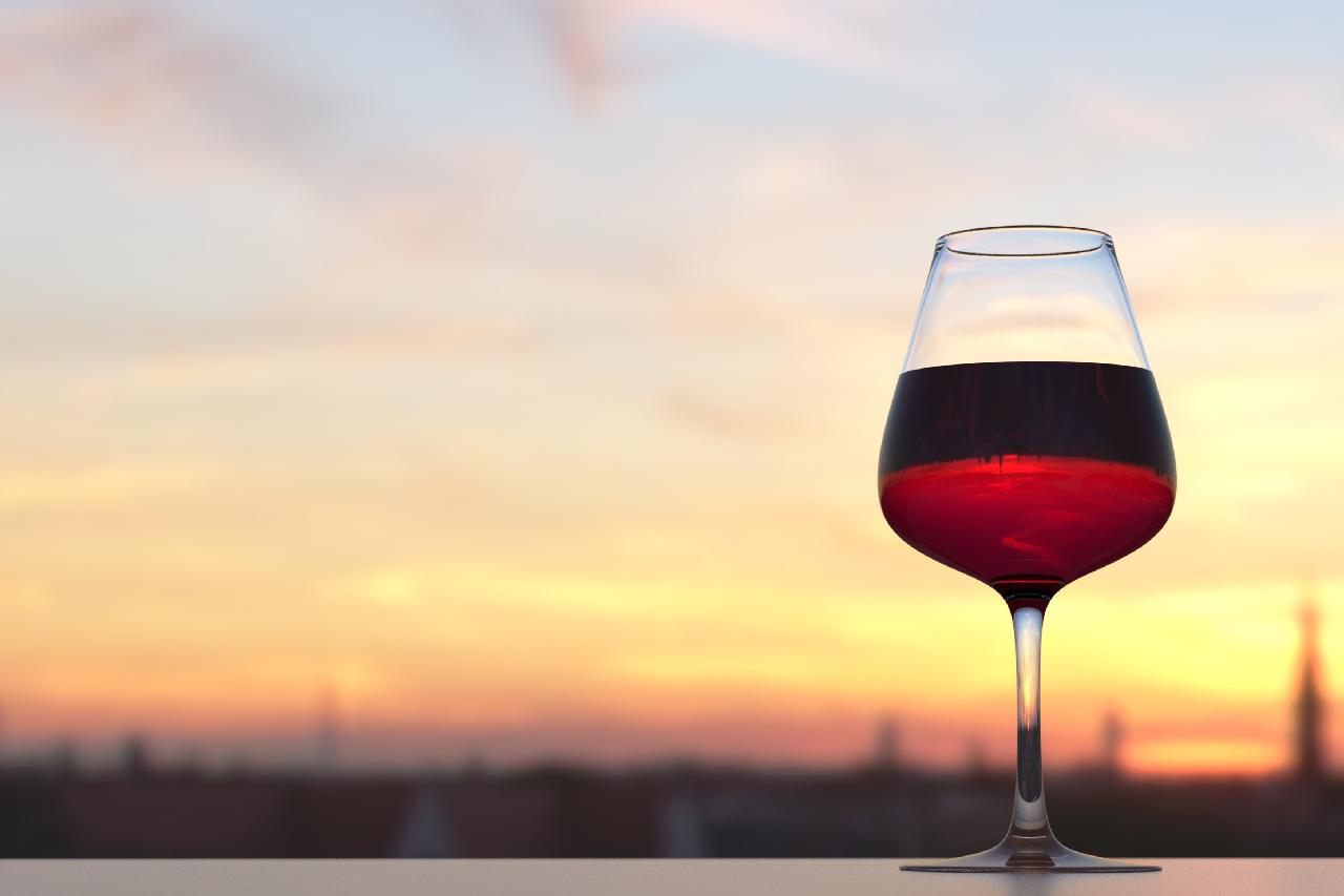 Care sunt etapele de tragere a vinului